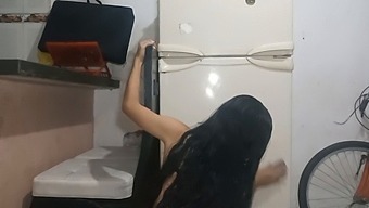 Amateur Latina Stepsister Gives A Blowjob In The Kitchen
